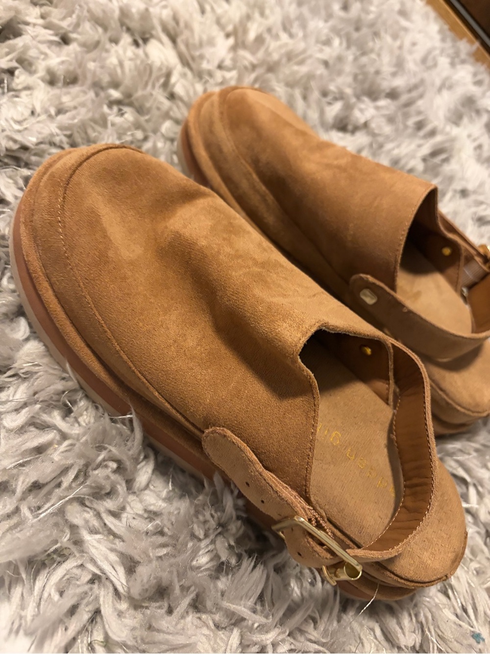 Clogs